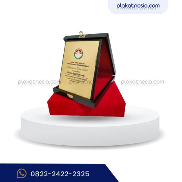 Plakat Kayu Dharma Wanita (PC-24)